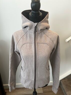 lululemon athletica Women’s Size 6 Light Brown Hooded Jacket